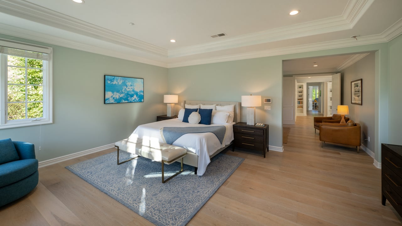 3686 Benedict Canyon Ln, Sherman Oaks 