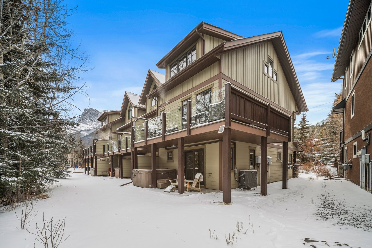 1 - 105 Rundle Drive 