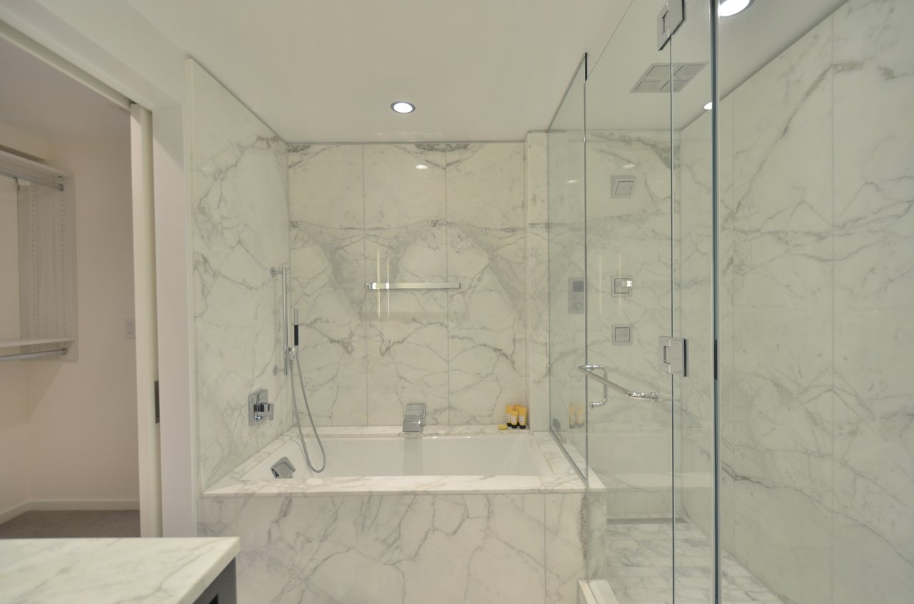 Suite 3003- 180 University Ave