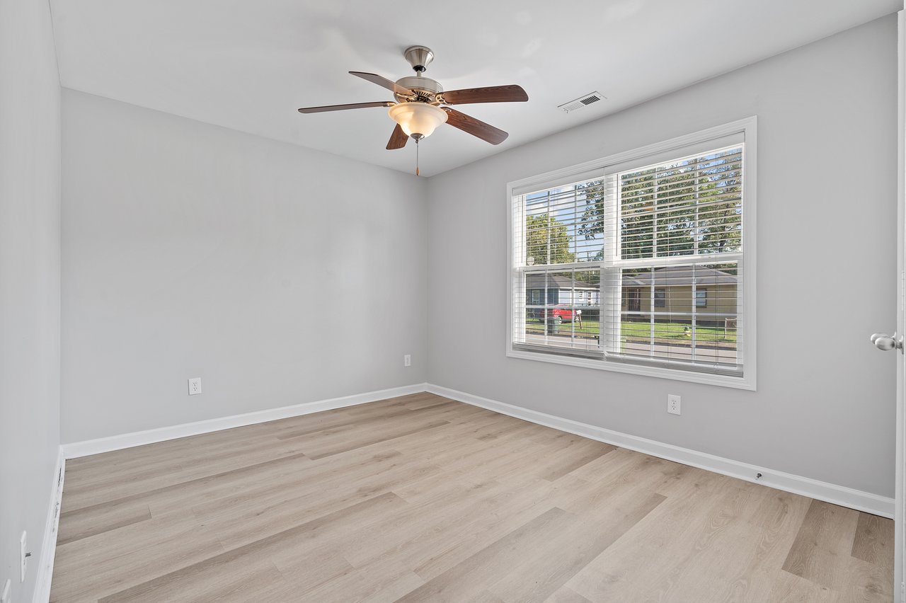 Modern Comfort Minutes from Downtown Huntsville