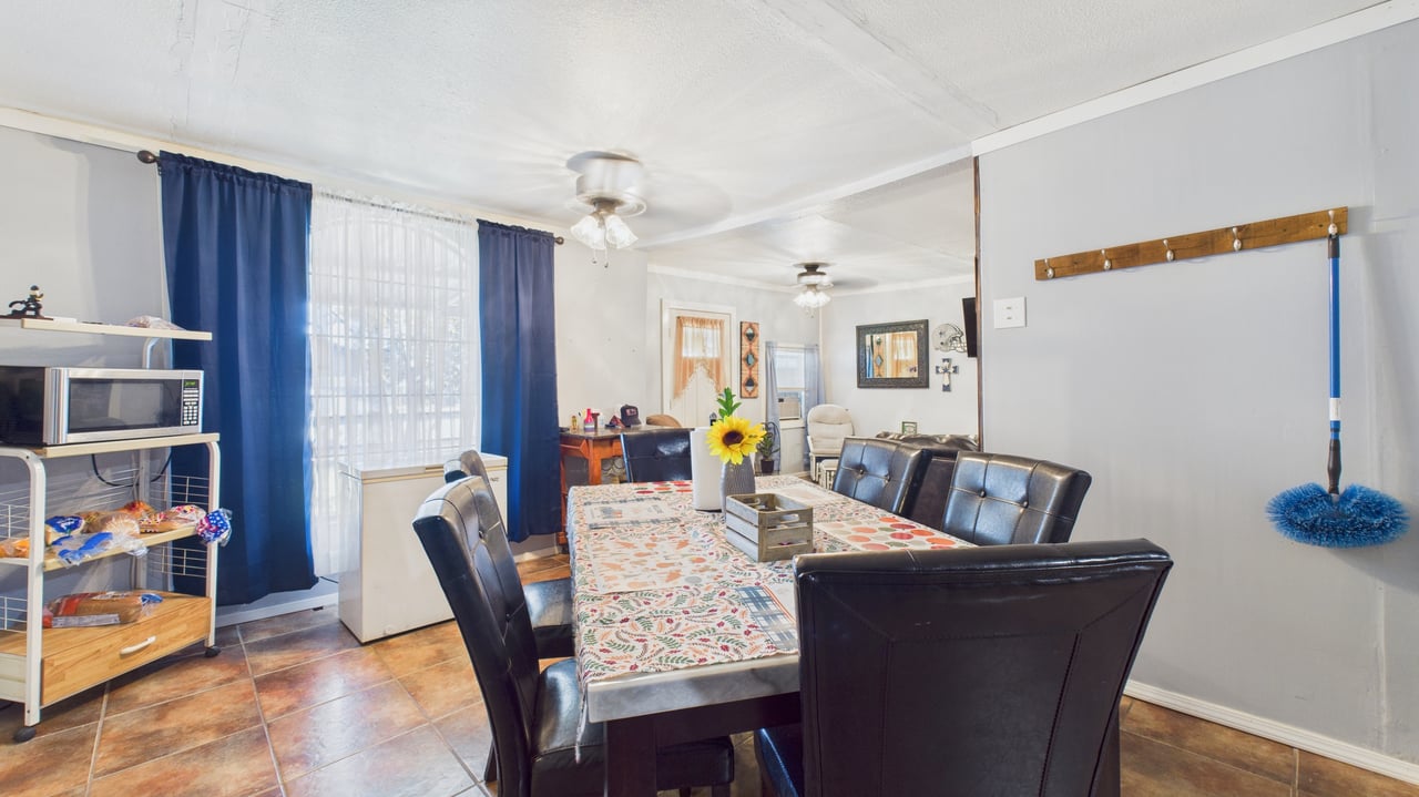 423 N Cedar