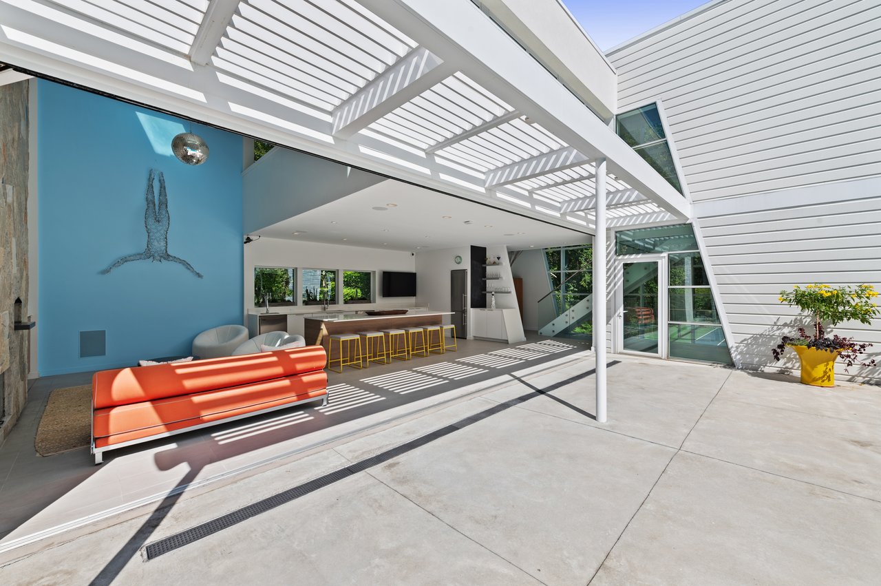 25 Col Sheldon Lane
