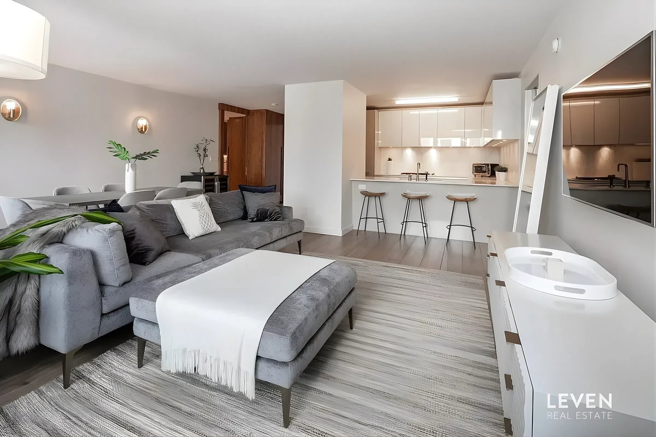 322 West 57th Street #33P2