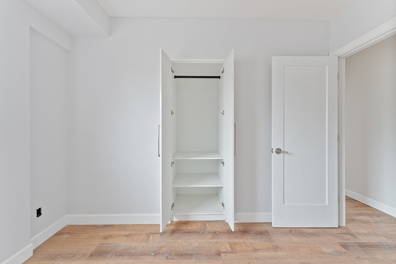 1328 Gerrard Street E 304