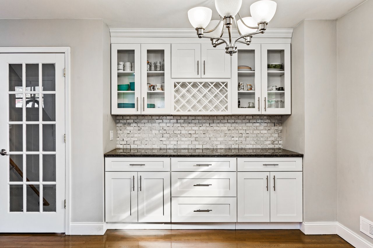 10 Chestnut Ridge Road