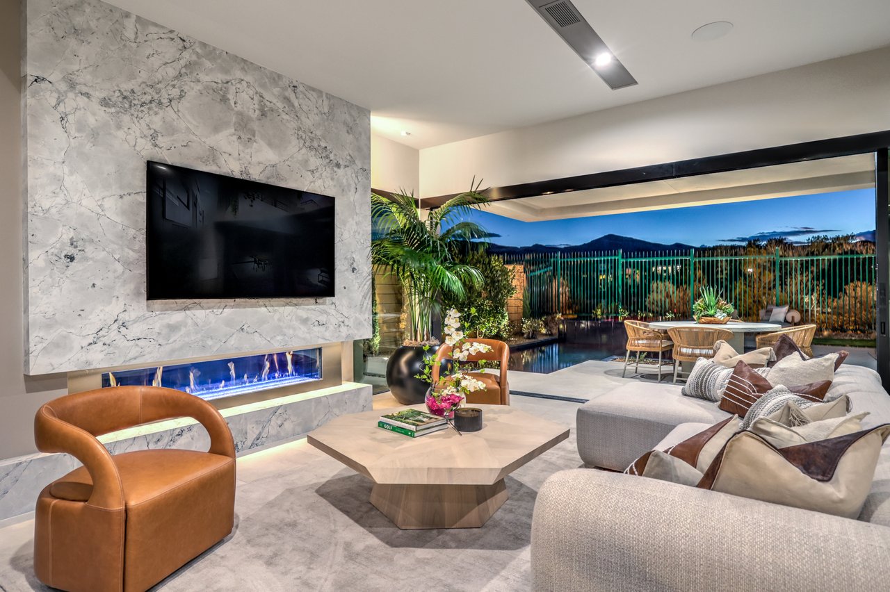 4077 Heron Fairway Dr