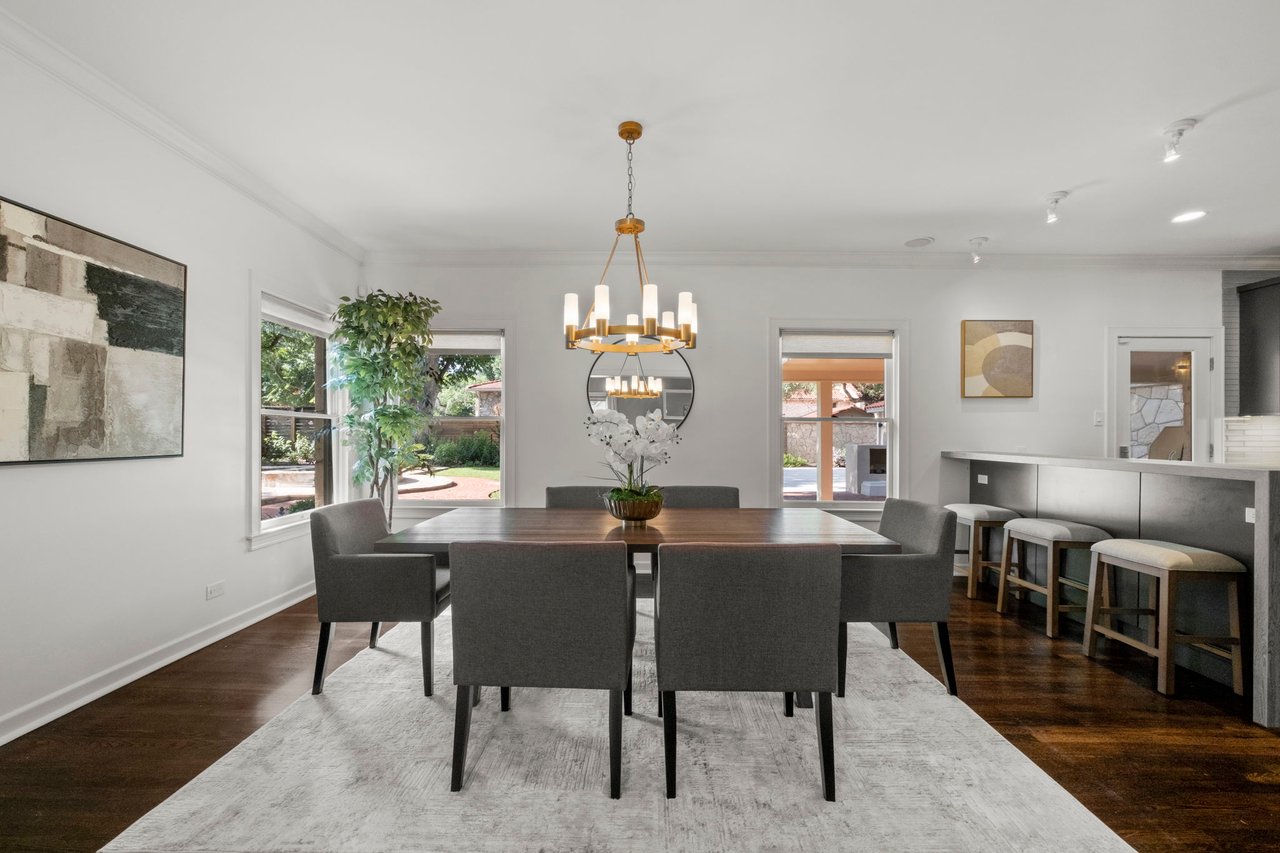 Luxury Property in Olmos Park