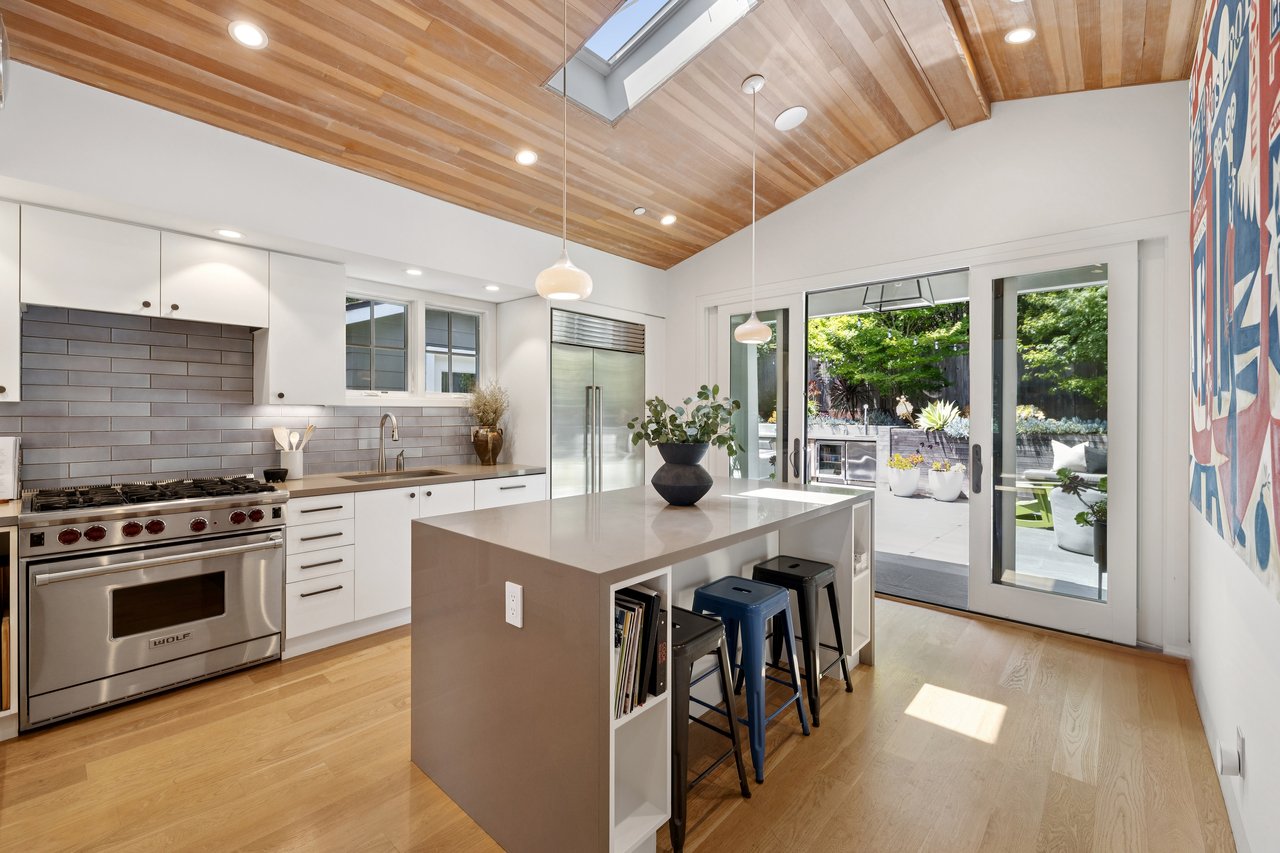 31 Grove Avenue