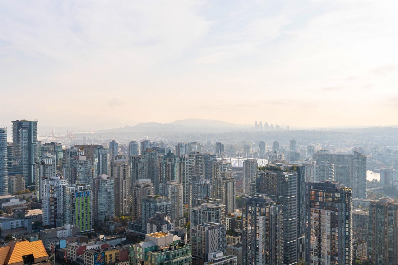 1289 Hornby St, #4905