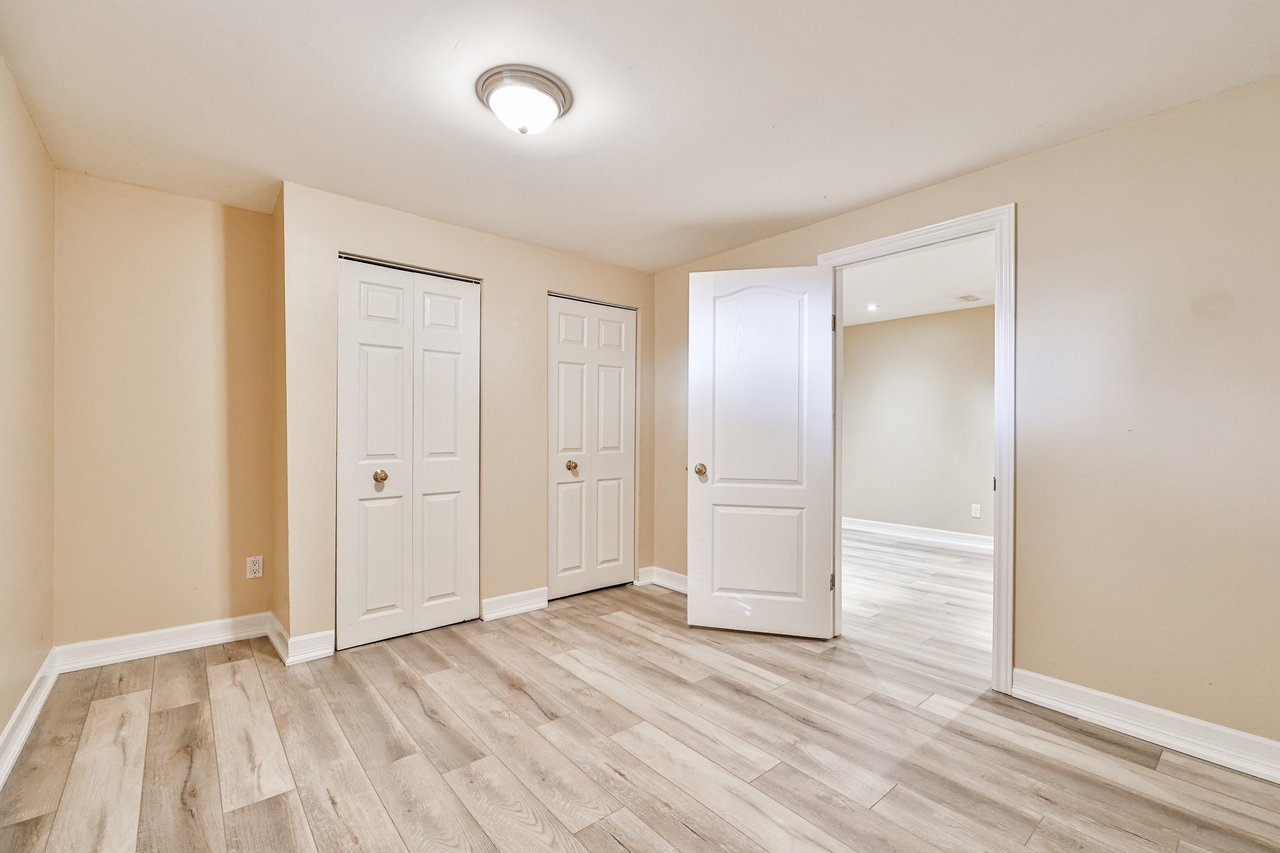 2063 Hixon Street, Oakville