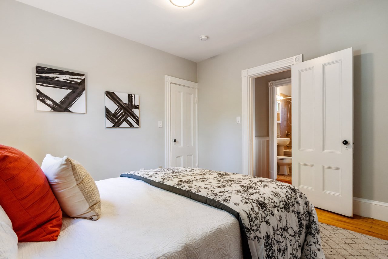 13 Oakdale Street, Unit 2
