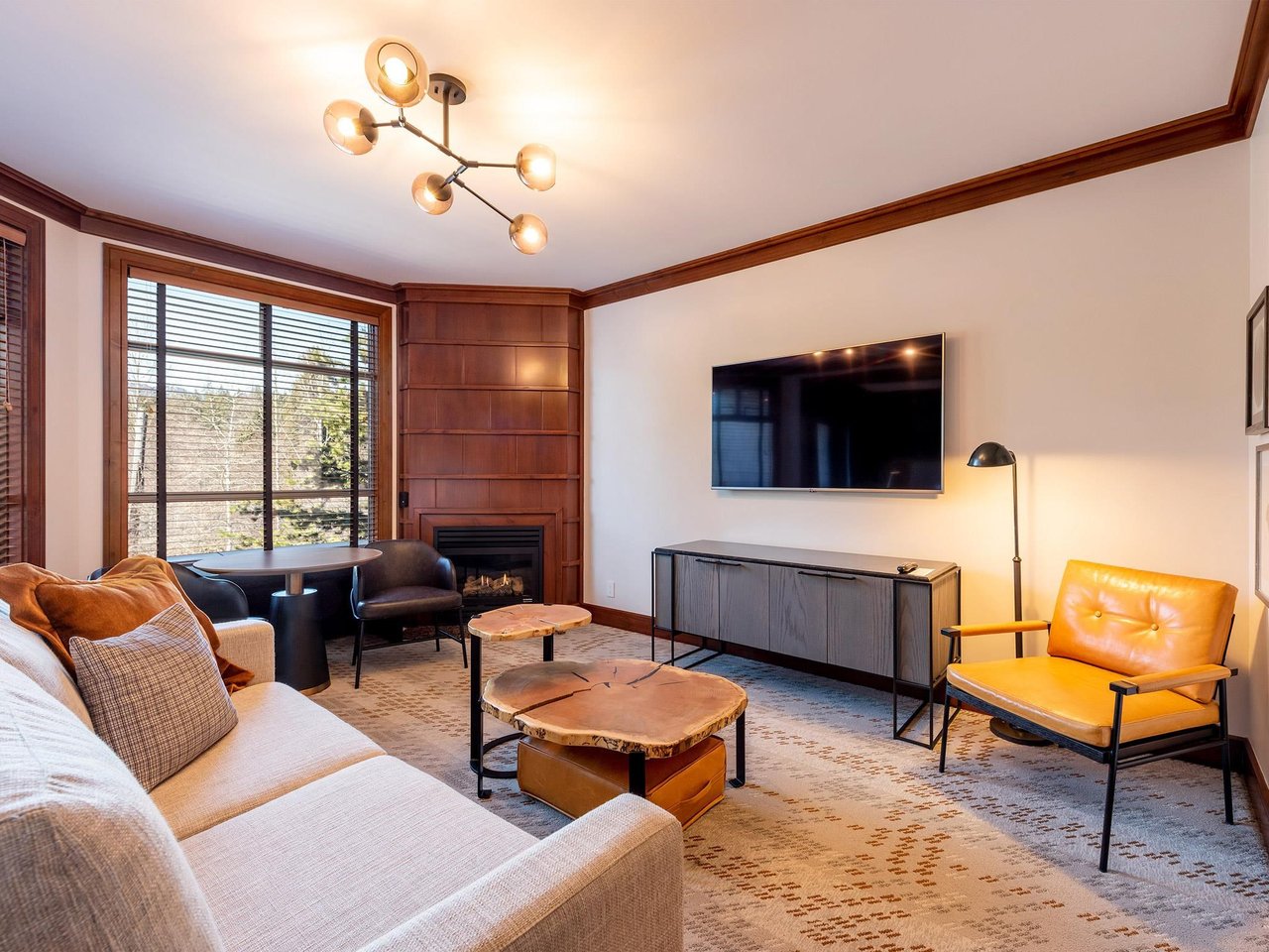 264-4591 Blackcomb Wy