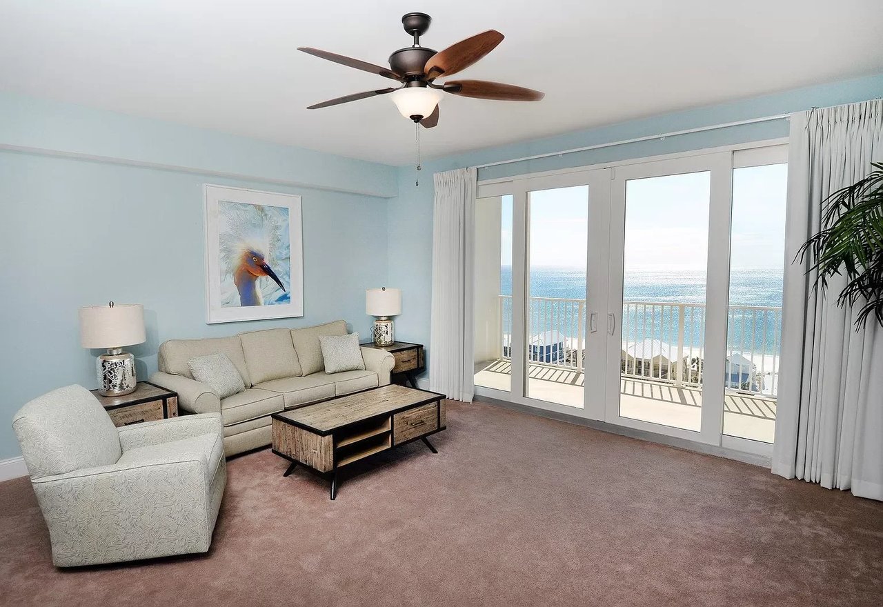 9860 S Thomas Drive Unit 1015