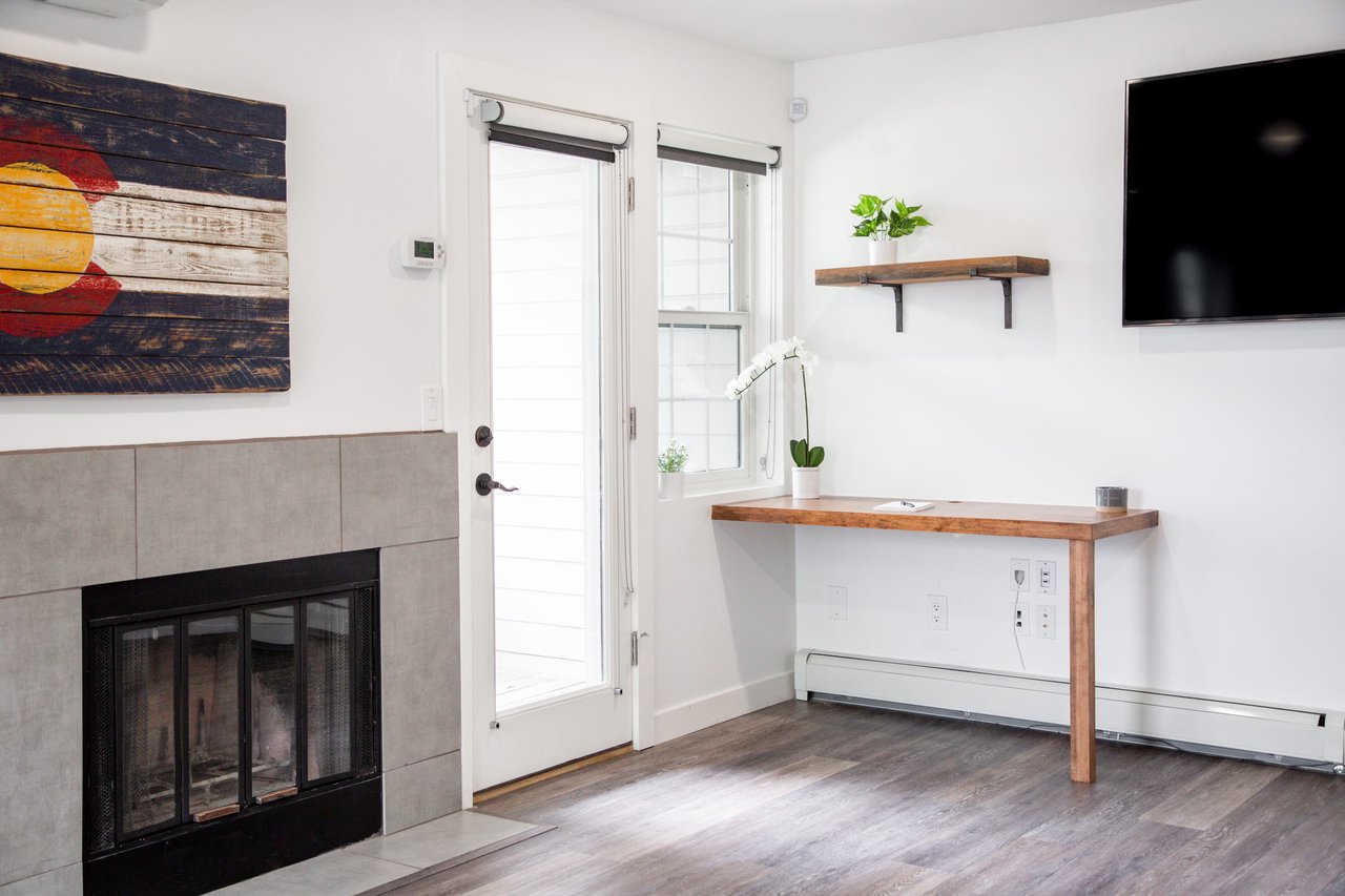 1405 Broadway Street #203