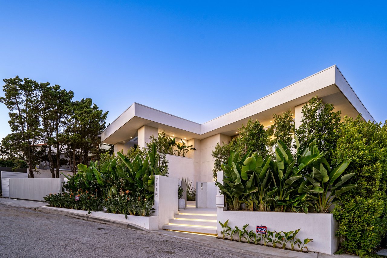 The Apex HH | 7115 Macapa Drive