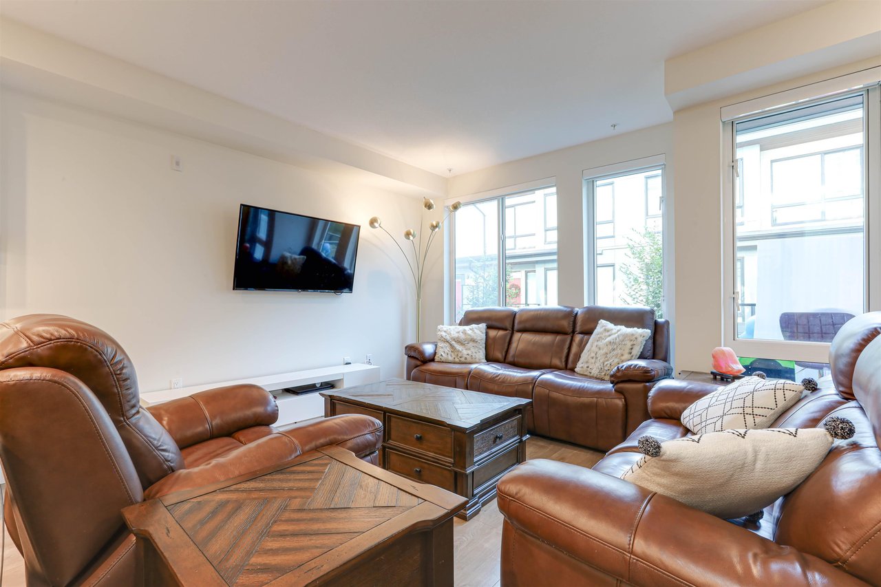 228-708 Lea Ave