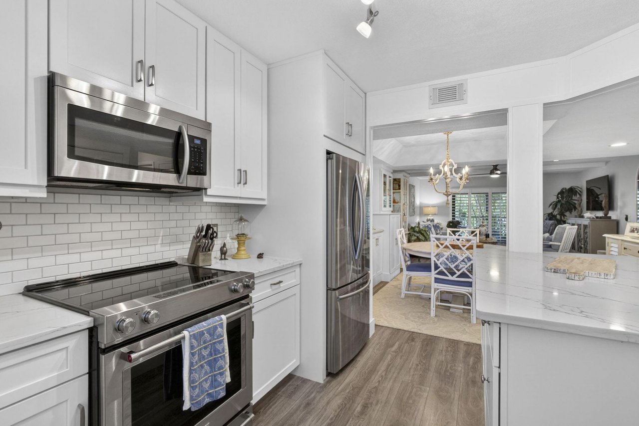 327 Southwind Drive, 203