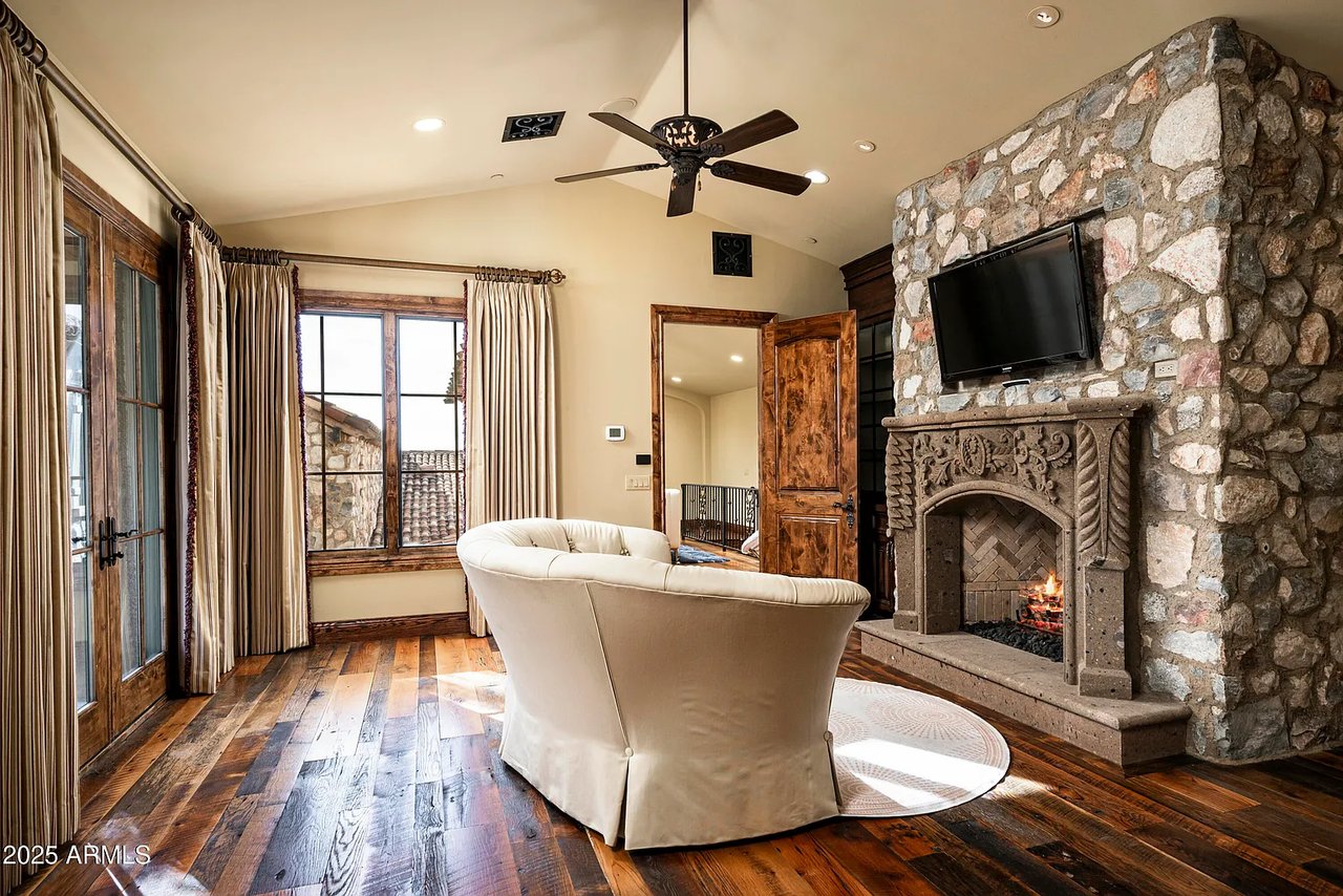 11068 E CANYON CROSS Way