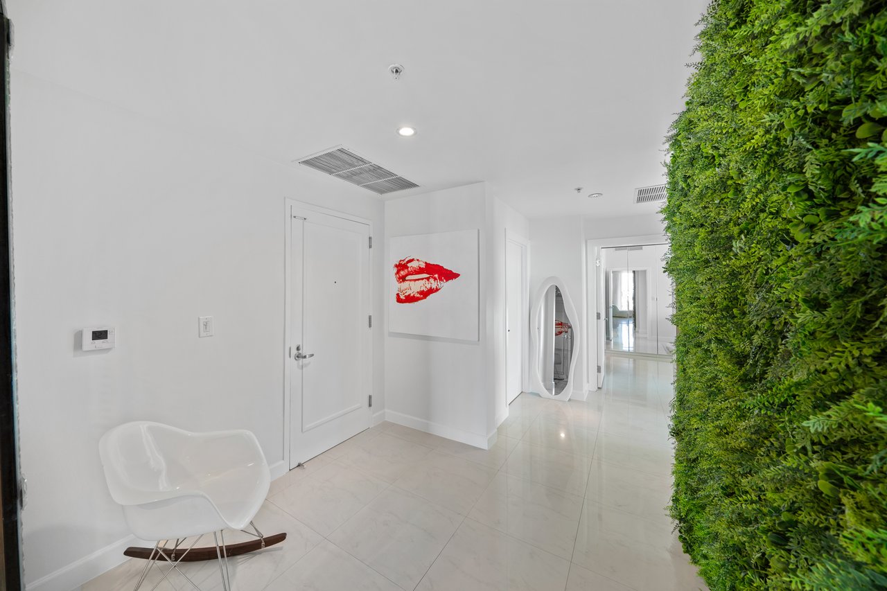 Quantum on the Bay Penthouse 4902