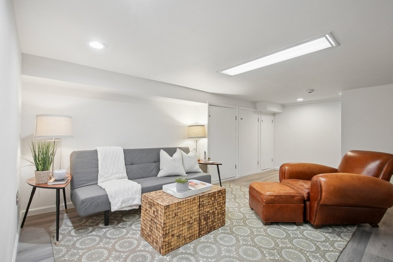 39 Collinwood Rd