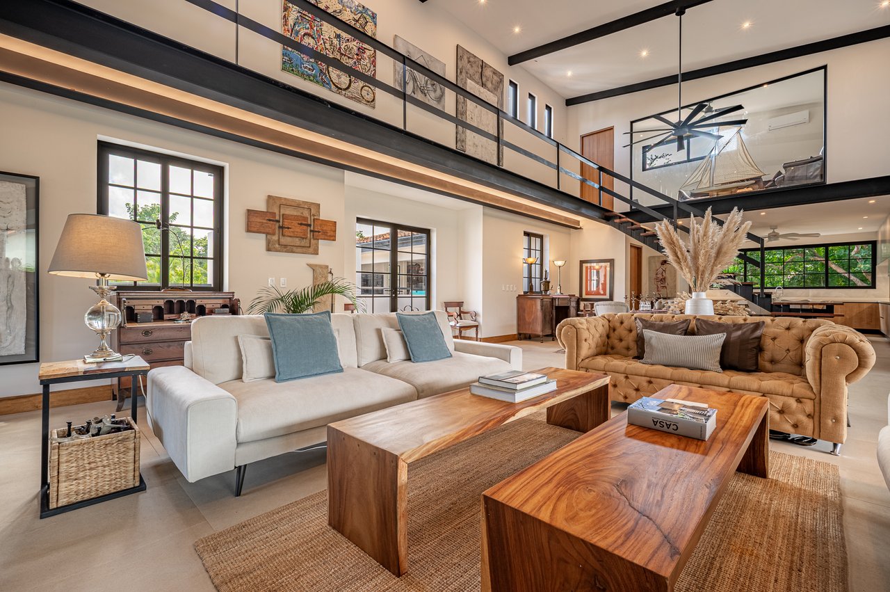 Casa Canto del Agua | Luxury 7-Bedroom Villa with Two Guest Apartments in Hacienda Pinilla’s Reserva de Golf