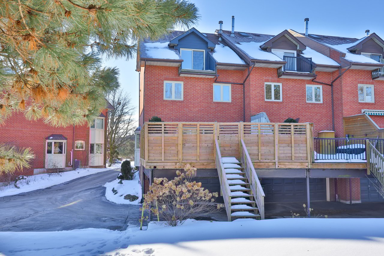 63 Tradewind Drive, Oakville