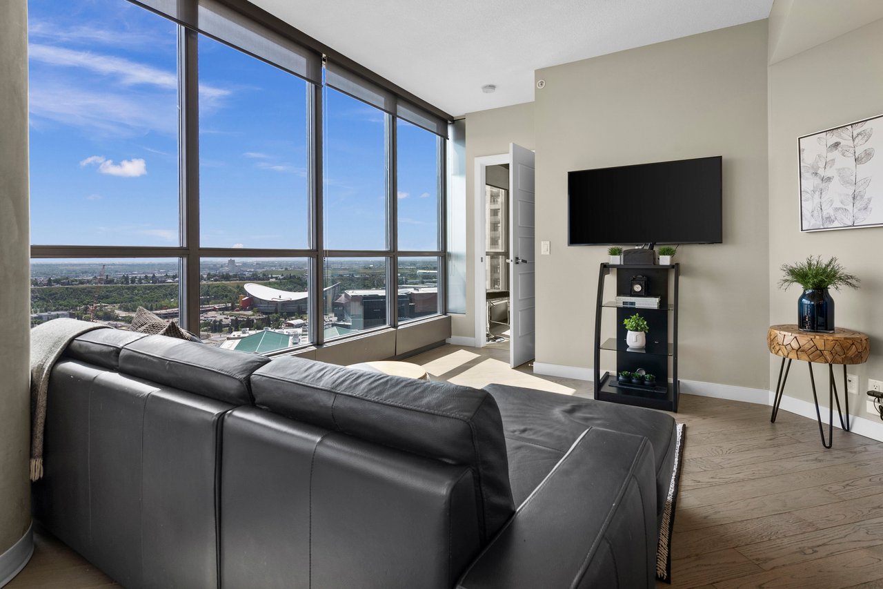 225 11 Avenue SE Unit: 2605