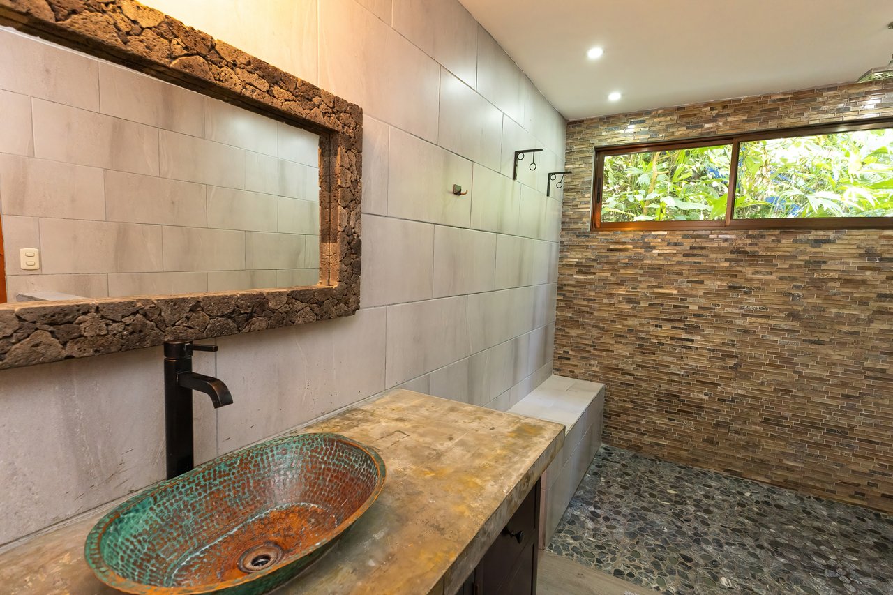 Casa Hermanas: Jungle Retreat with Pool, Guest Studio & Income Potential for Sale in Manuel Antonio