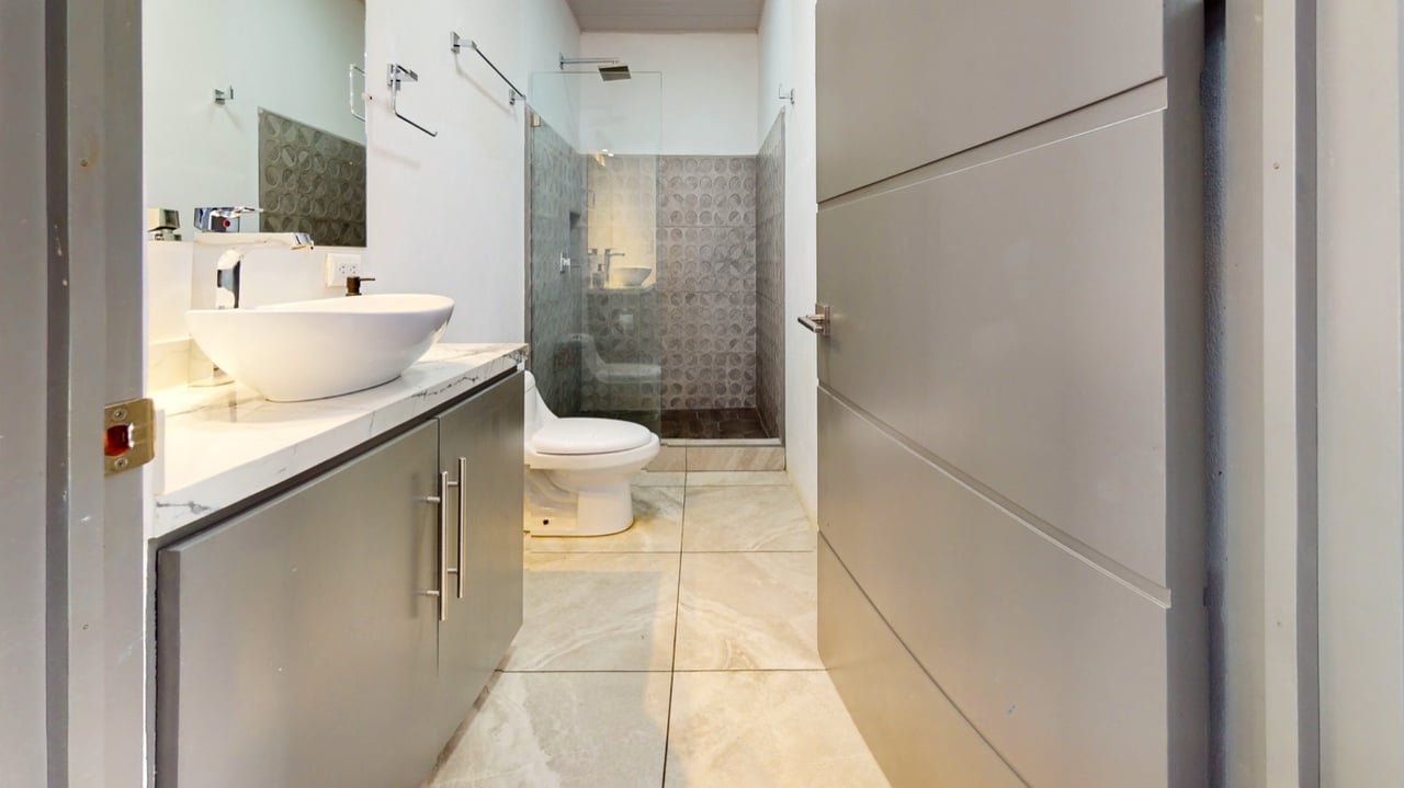 Versatile Multi-Unit Property with Income and Expansion Potential