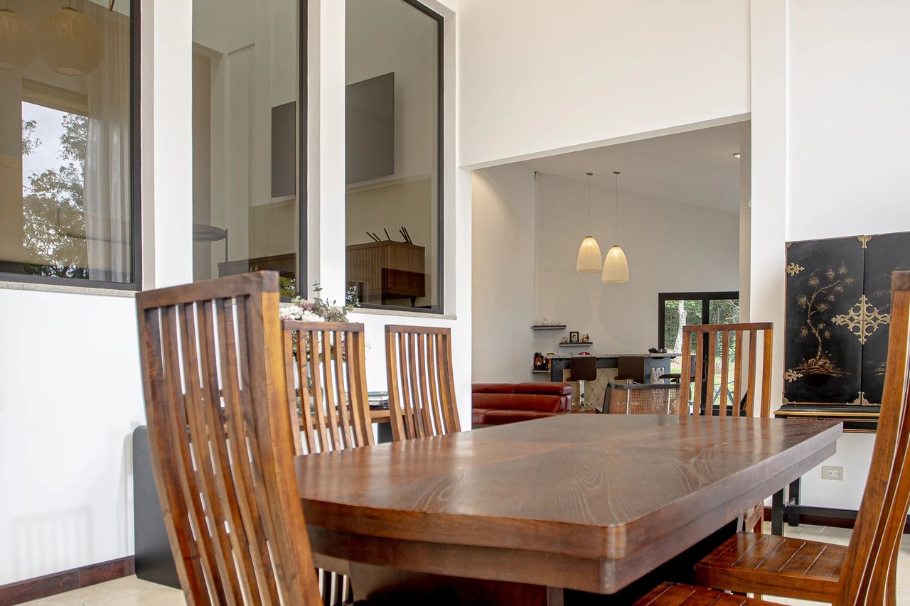 Dual Luxury Homes Estate, Heredia