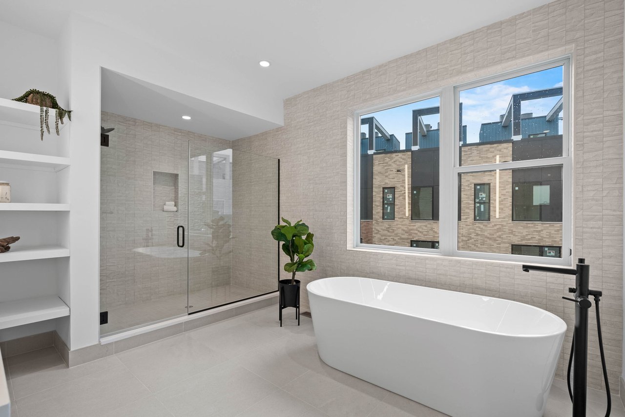 656 Fairmount Ave, Philadelphia, PA 19123