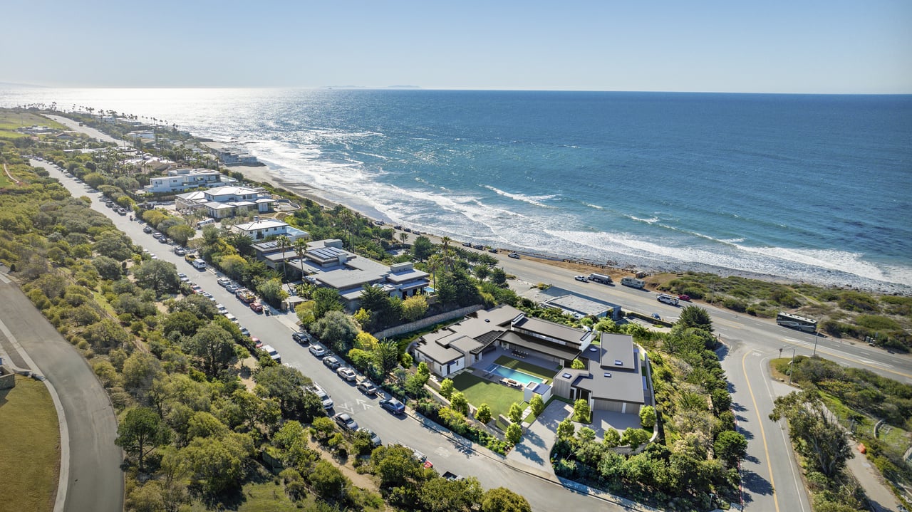 Ellice Street, Malibu