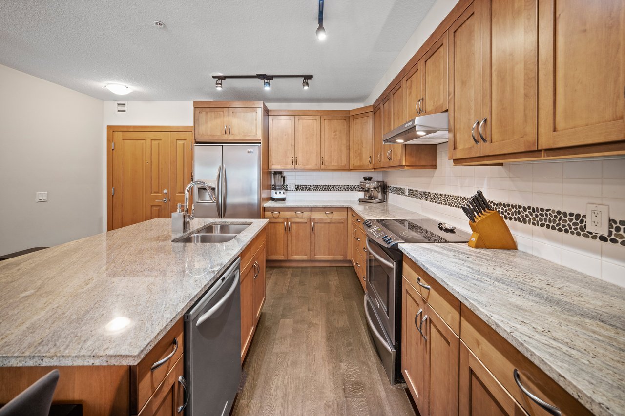 106 Stewart Creek Landing Unit: 111