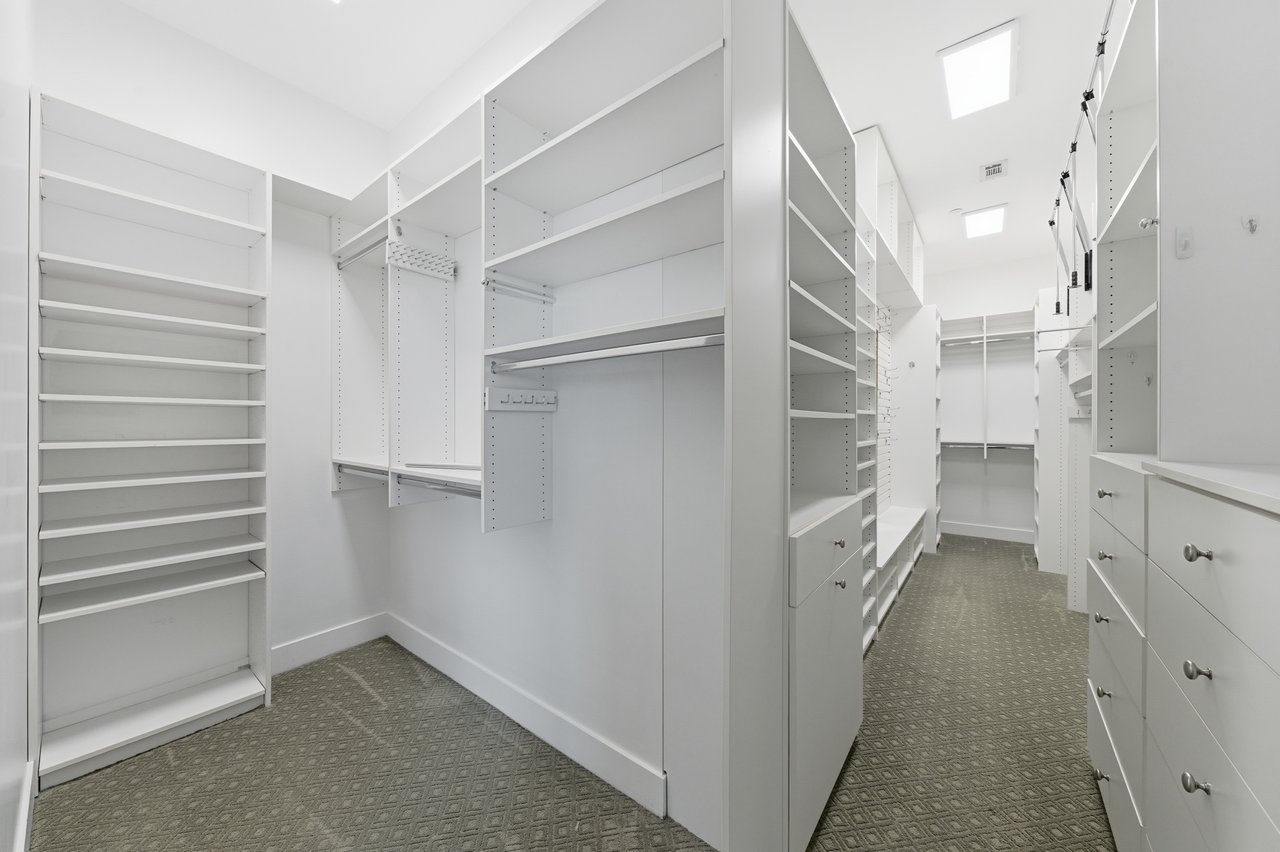 1600 Post Oak Blvd, #1903