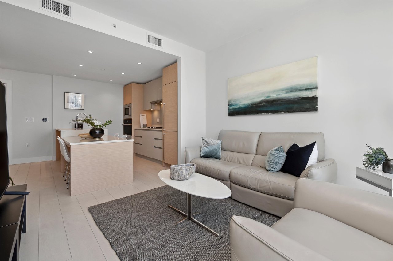 1708-3538 Sawmill Cres