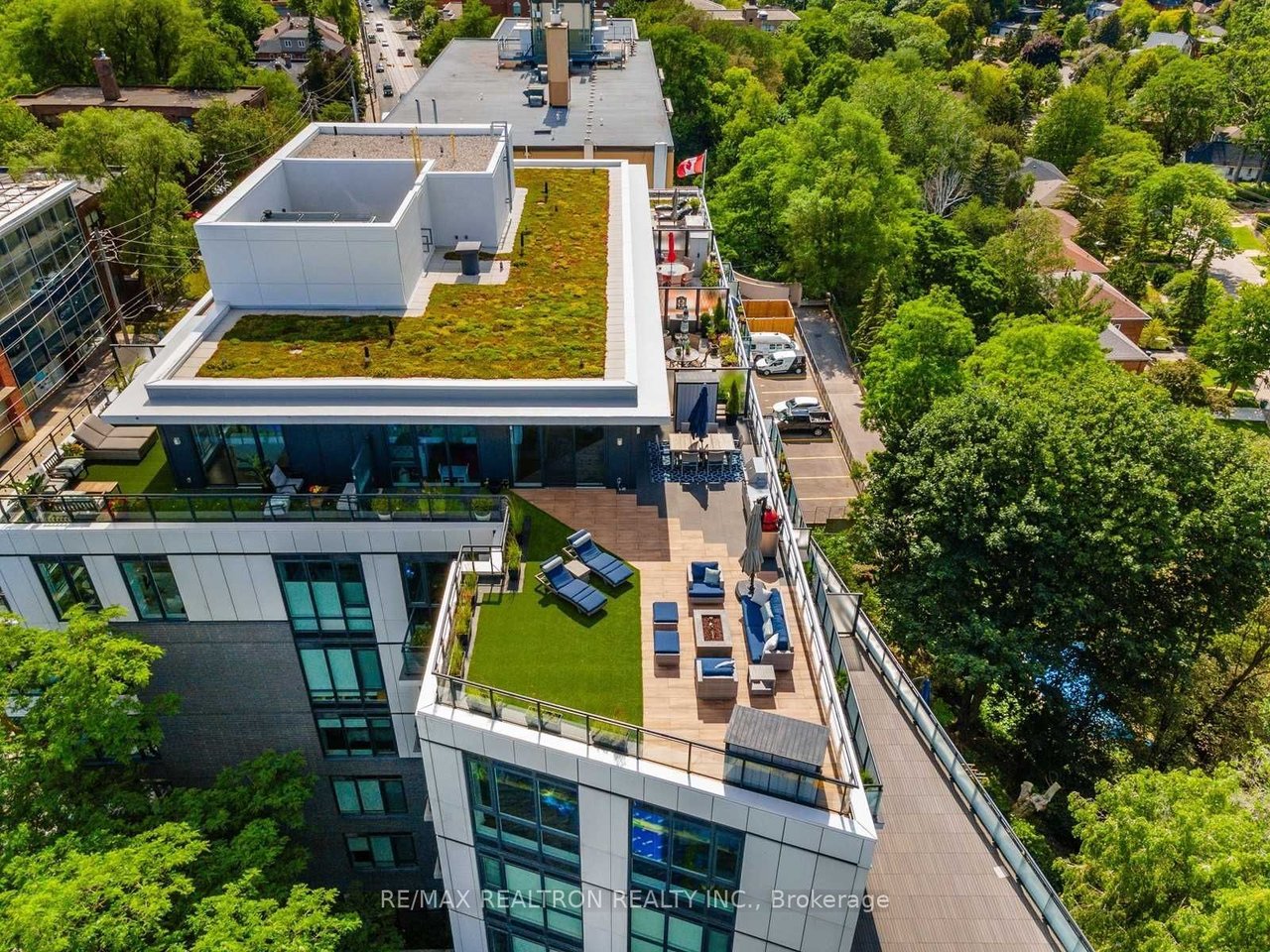PENTHOUSE BY THE BEACH