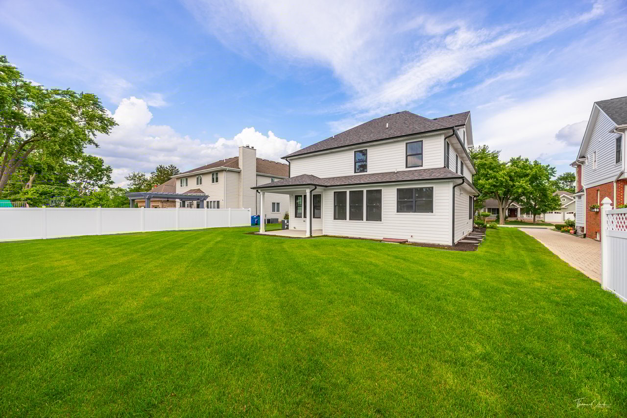 4508 Stonewall Avenue