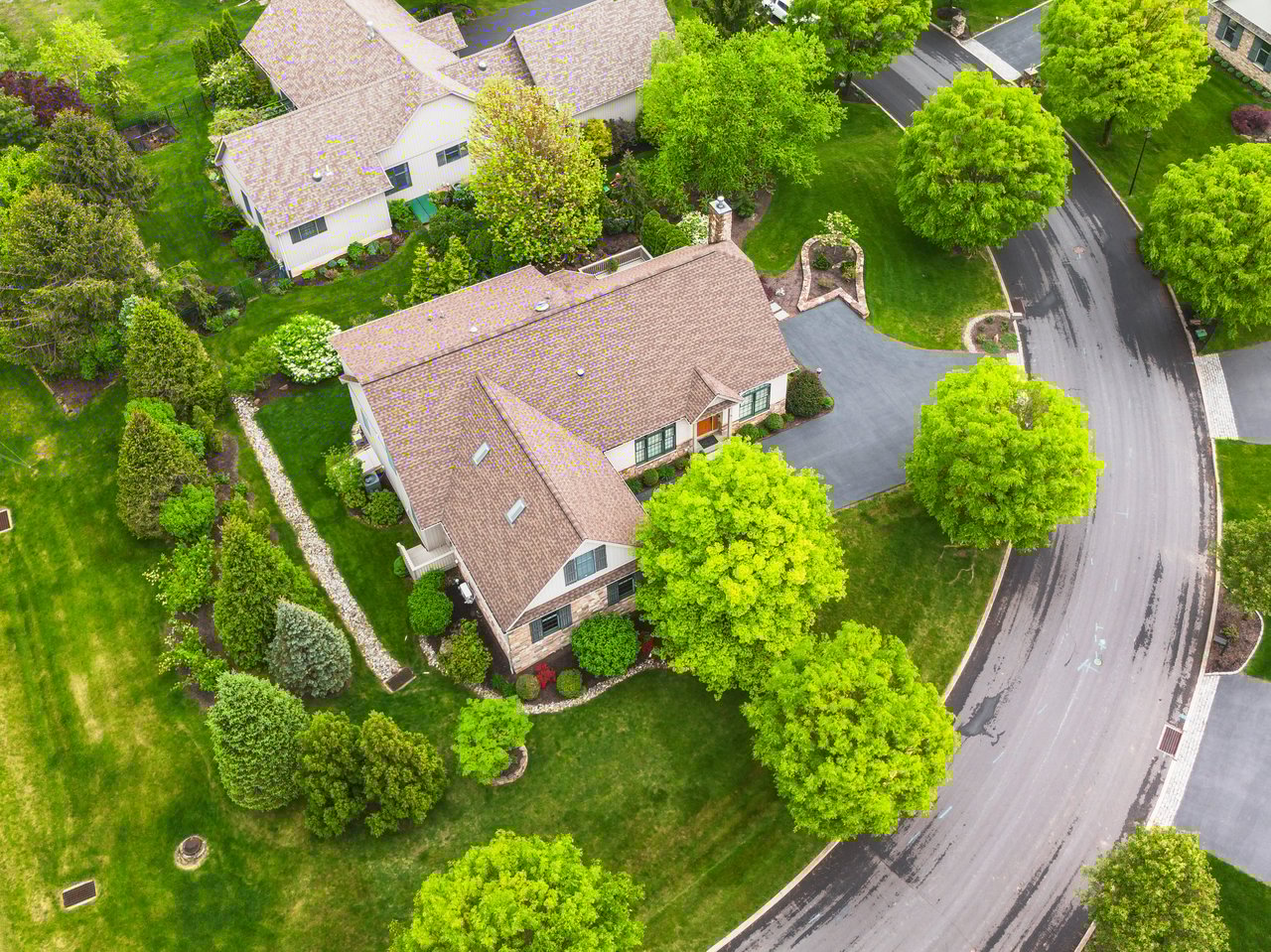 5799 Sabrina Circle