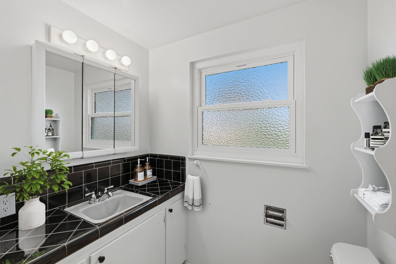 446 15th St - Del Mar