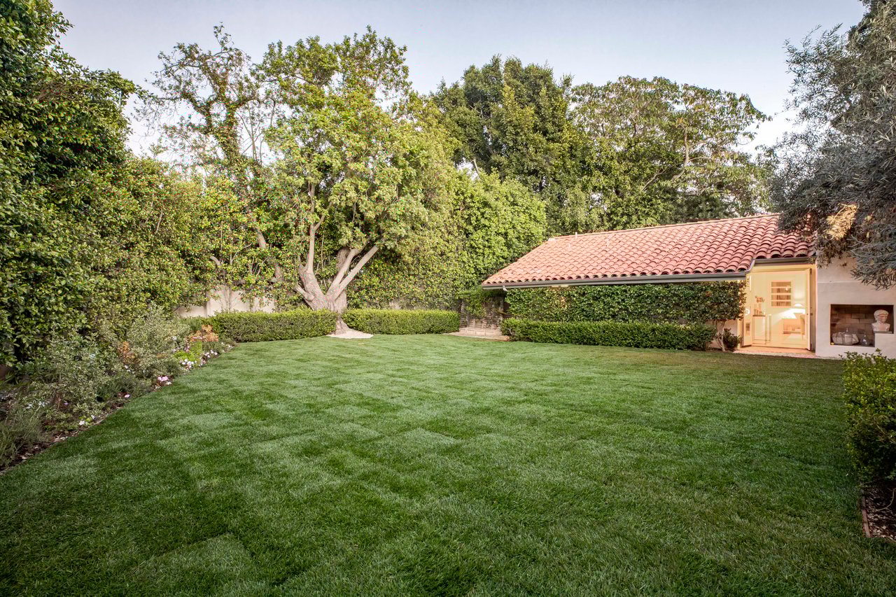 1296 Capri Dr, Pacific Palisades