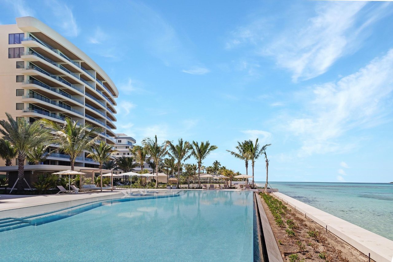 Aqualina Beach Front Apartment, 1103 