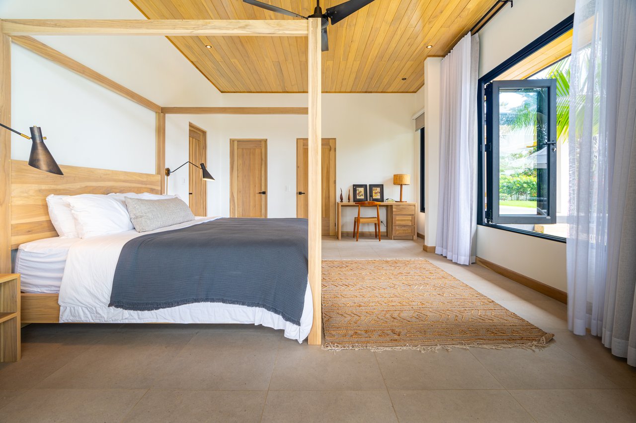 Casa Otra Vida – A Private Jungle Retreat with Ocean Views & Off-Grid Luxury
