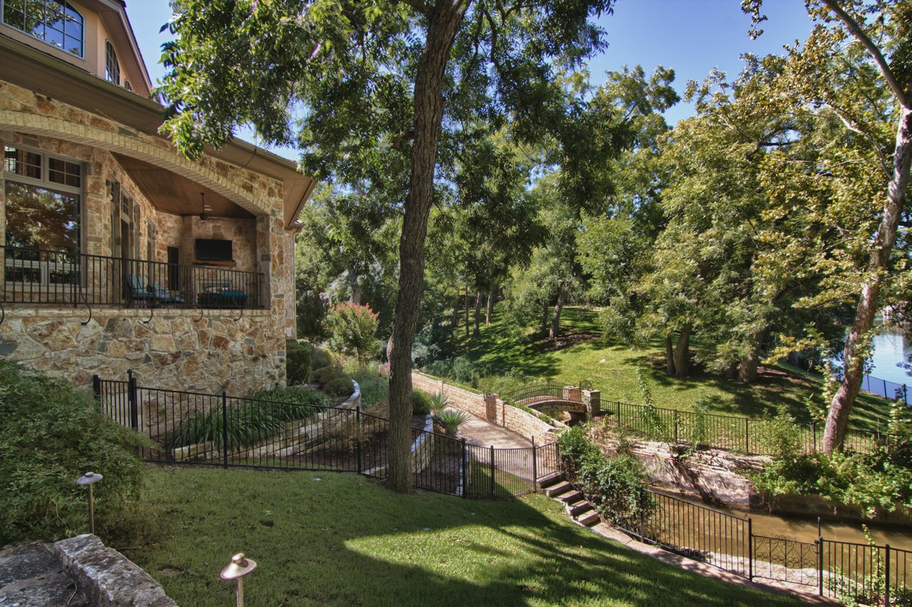 Edgewater Waterfront Estate