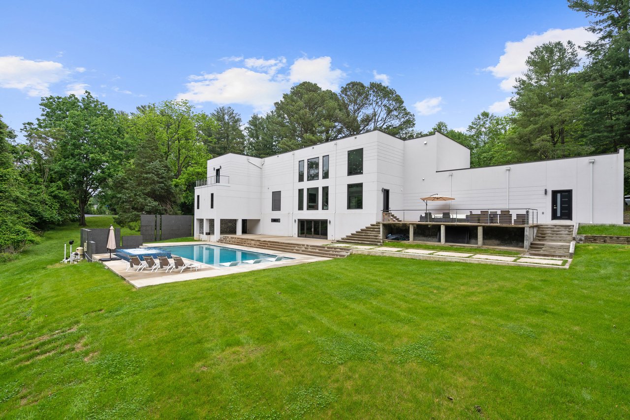 9100 Mill Pond Valley Dr