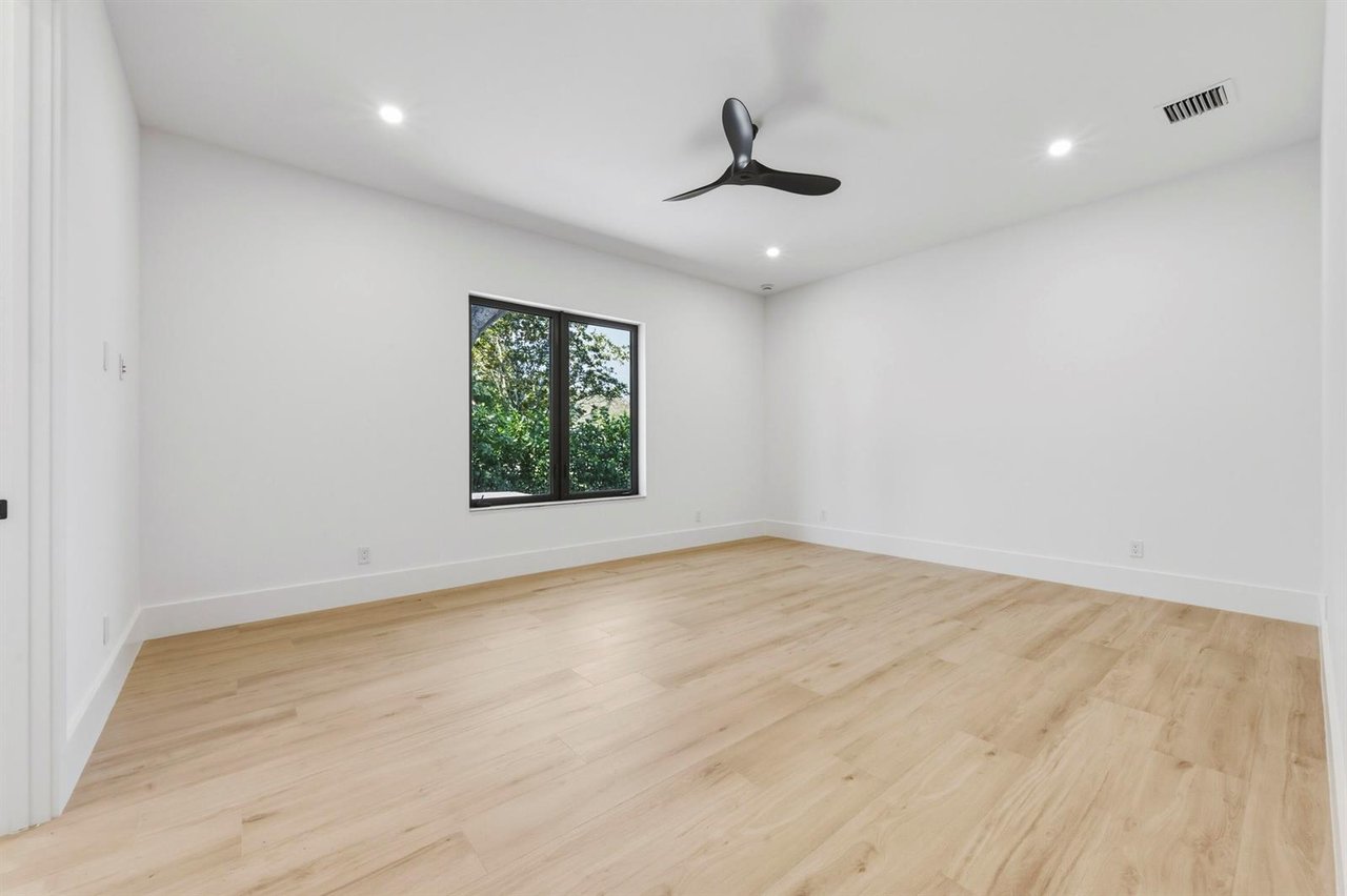 5770 Dixie Belle Road