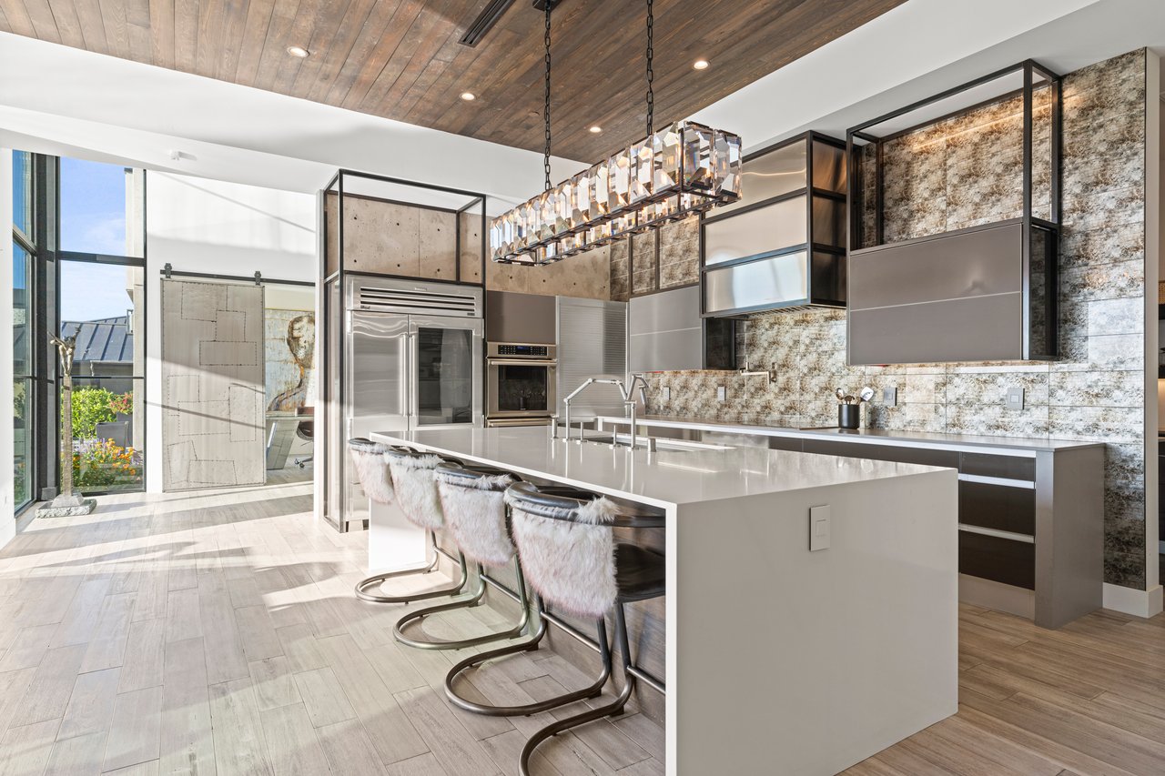 4573 Greenview Drive
