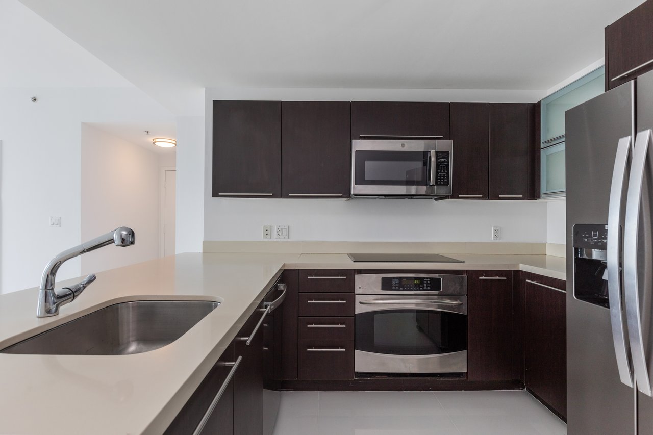 90 SW 3rd St Unit #3501 Miami 