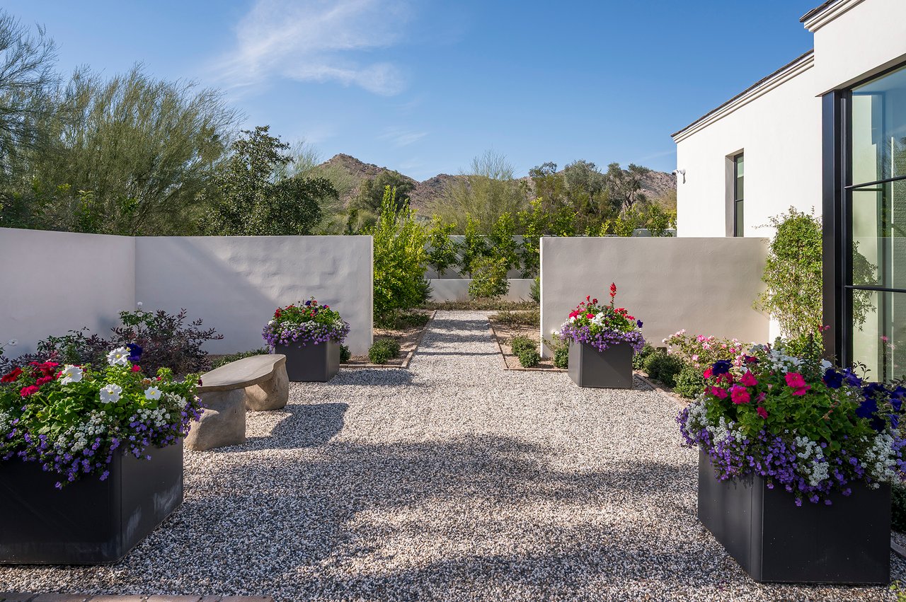 5029 E DESERT PARK Lane