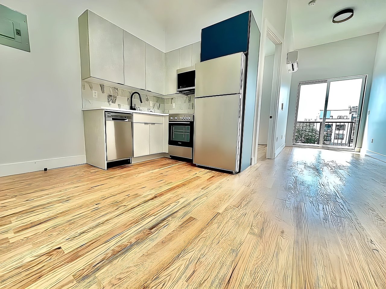 949 Metropolitan Ave 3B