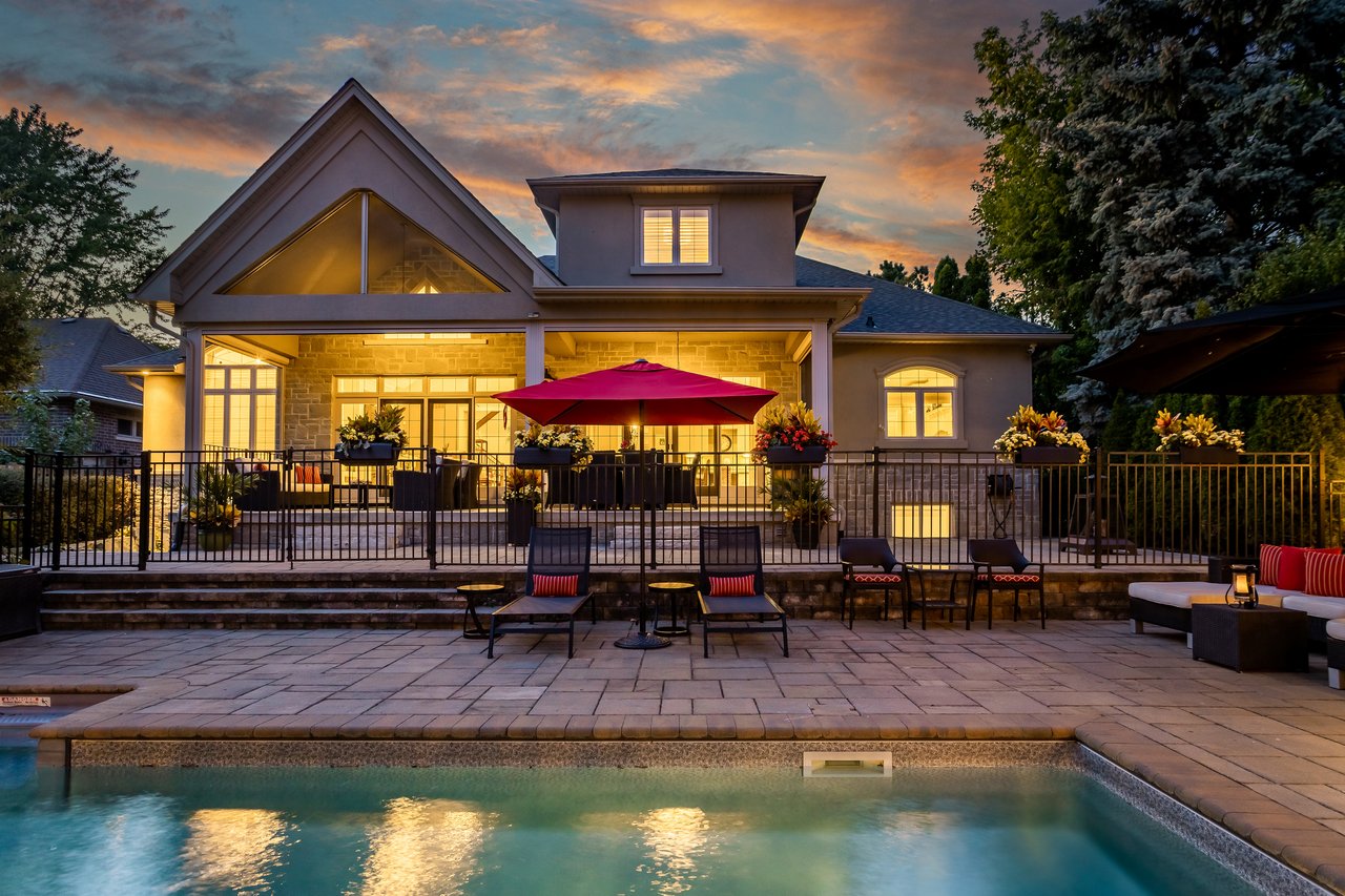 Show-stopping luxury in the heart of Southwest Oakville